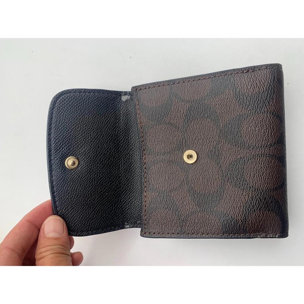 Coach Wallet - Picture 11 of 15